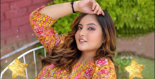 عکس باب اسفنجی تو دریا