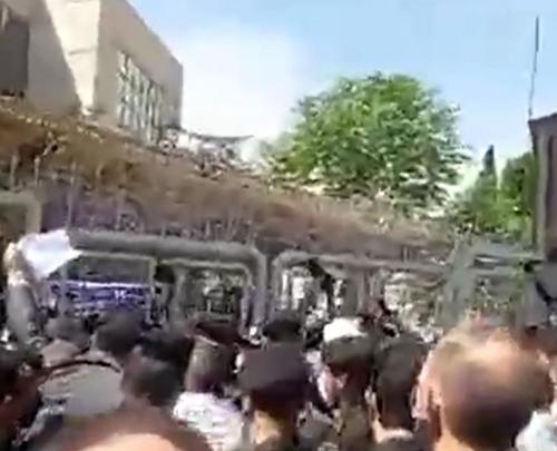 عکس لباس غول چراغ جادو