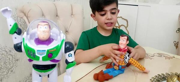 عکس اسباب بازی وودی و باز