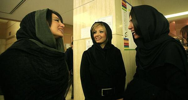 عکس السا فیروز آبادی