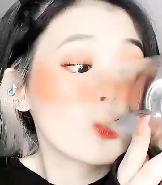 عکس السا در گروه xo