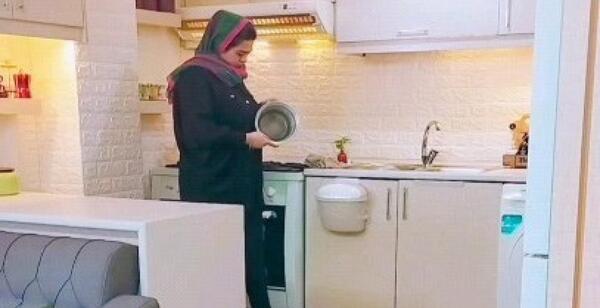 عکس پلیس پلنگ صورتی