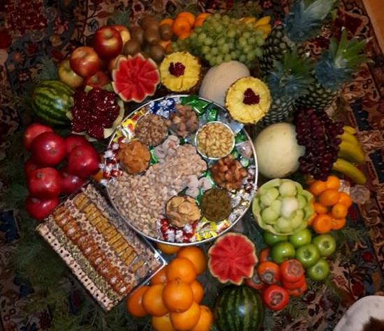 عکس سفره یلدا سنتی