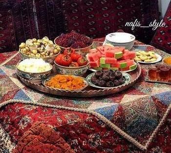 عکس سفره یلدا سنتی