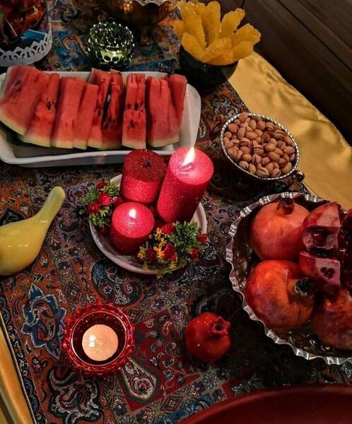 عکس سفره یلدا ساده و شیک