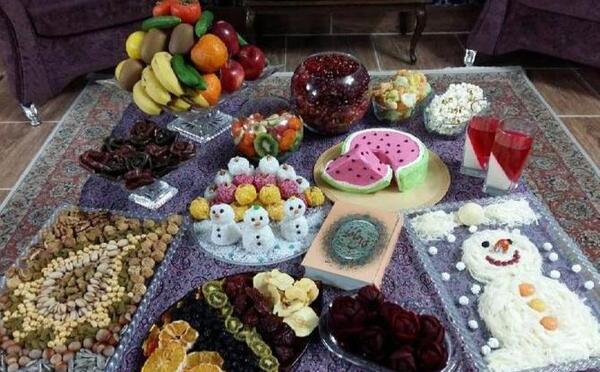 عکس سفره یلدا ساده و شیک