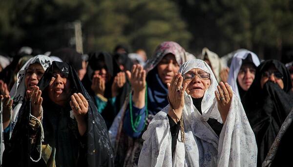 عکس نقاشی نماز باران