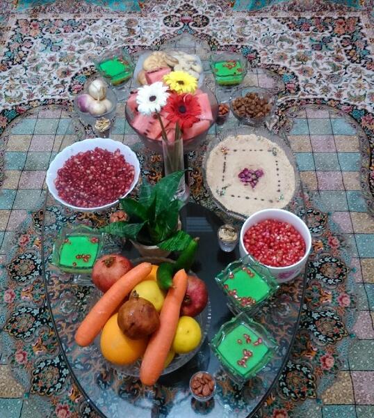 عکس سفره ساده شب یلدا