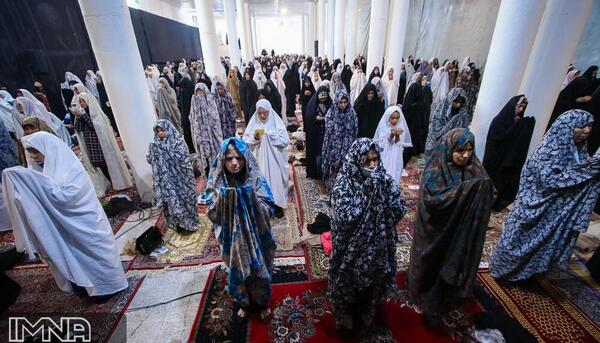 عکس قنوت نماز عید فطر