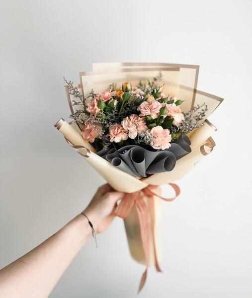 عکس دسته گل برای تبریک روز معلم