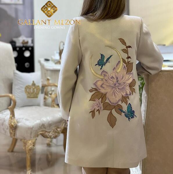 عکس مانتو گلدوزی شده