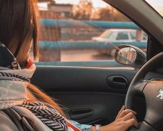 عکس فیک دخترانه با ماشین