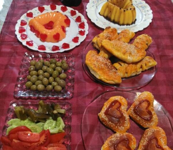 عکس سفره ولنتاین