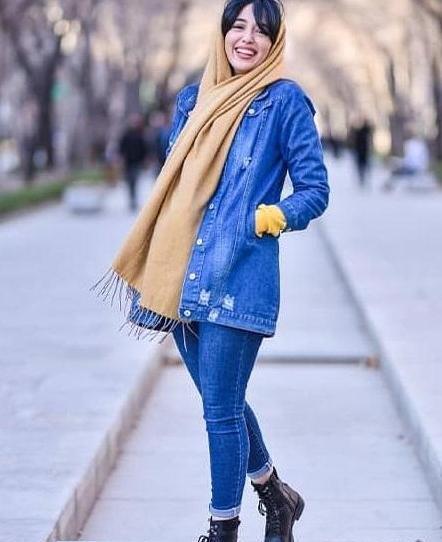 عکس فیک دخترونه ایستاده