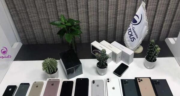 آینه فیک عکس دختر با گوشی اپل برای پروفایل
