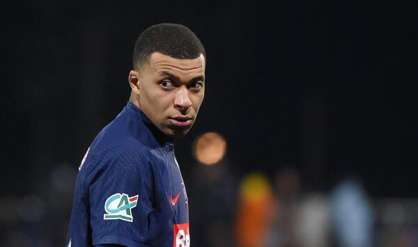 عکس عجیب پاریس
