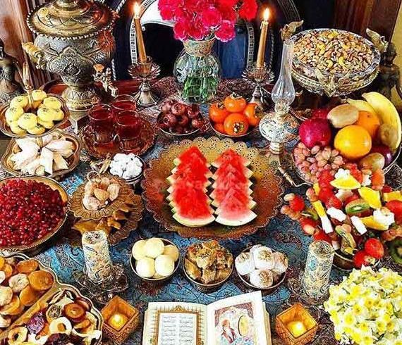 عکس دیزاین سفره شب یلدا