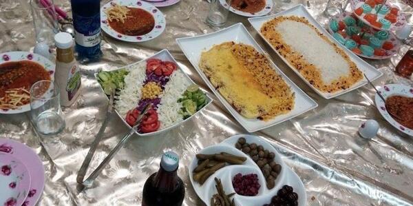 عکس سفره عصرانه ساده