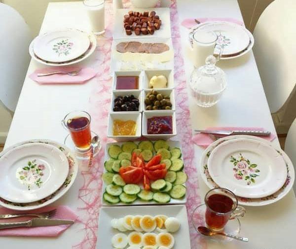 عکس سفره عصرانه ساده