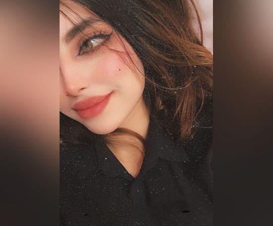 عکس فیک دخترونه ۱۴ ساله