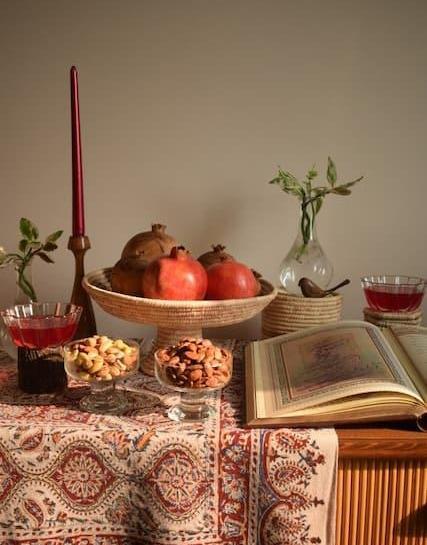 عکس دیزاین میز یلدا