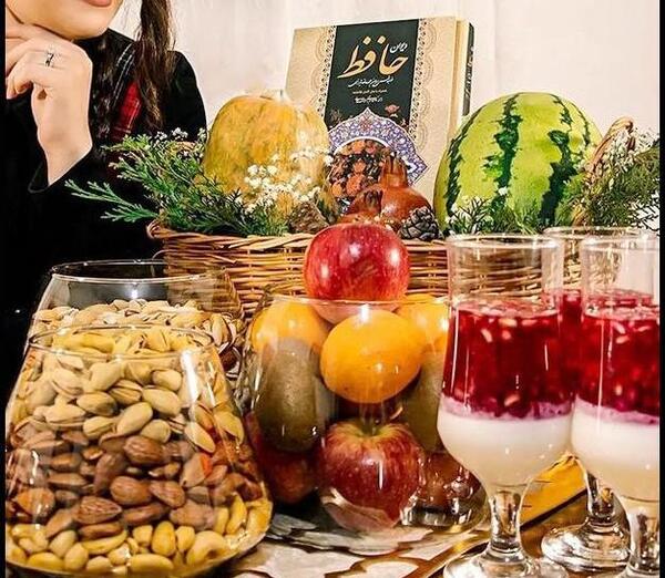 عکس دیزاین میز یلدا