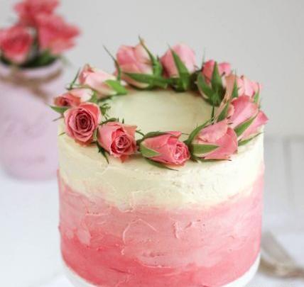 عکس دیزاین کیک شکلاتی