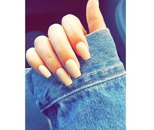 عکس فیک ناخن دختر