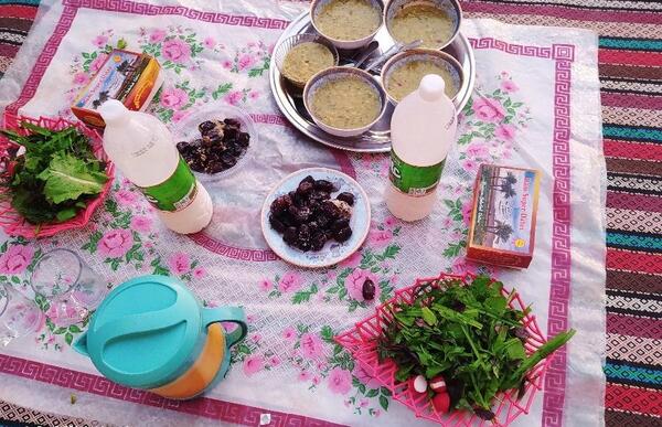 عکس طبیعی سفره افطار