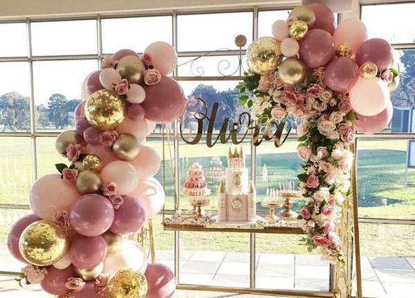 عکس بادکنک آرایی ساده برای تولد