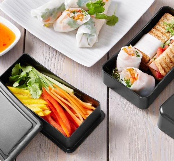 عکس ظرف غذای مرد عنکبوتی