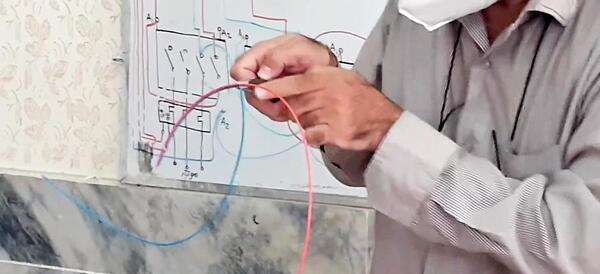 عکس قفل فرمون ماشین