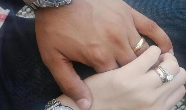 عکس فیک حلقه نشون
