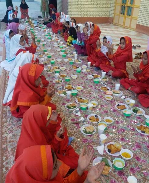 عکس سفره افطاری واقعی