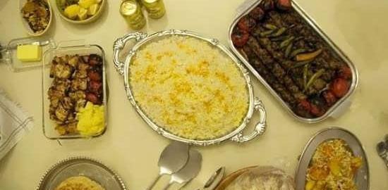 عکس سفره پر از غذا