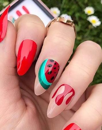 عکس طرح سفره شب یلدا