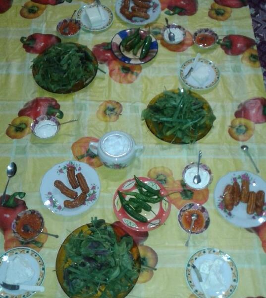 عکس سفره زرشک پلو