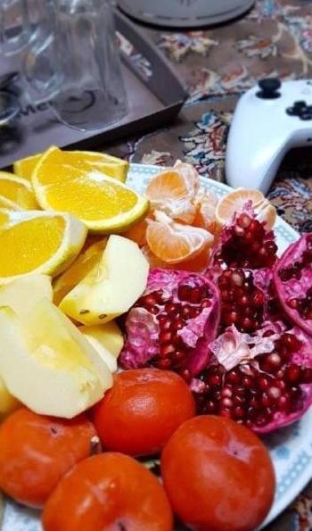 عکس فیک شب یلدا دخترانه