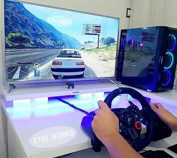 عکس دست فرمون بازی