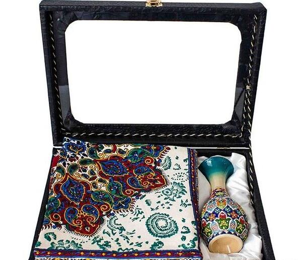 عکس سفره پارچه ای سنتی