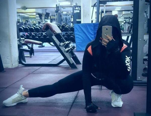 عکس فیک باشگاه بدنسازی دخترانه