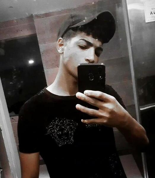 عکس فیک پسرونه 18 ساله لاتی