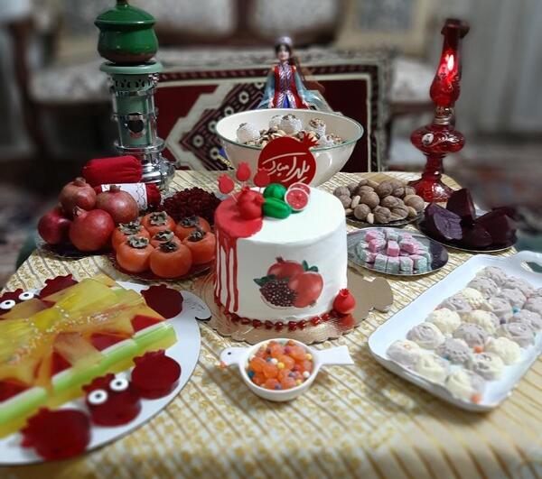 عکس سفره برای شب یلدا