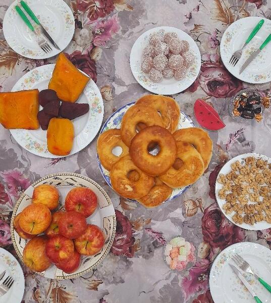عکس سفره ساده یلدا