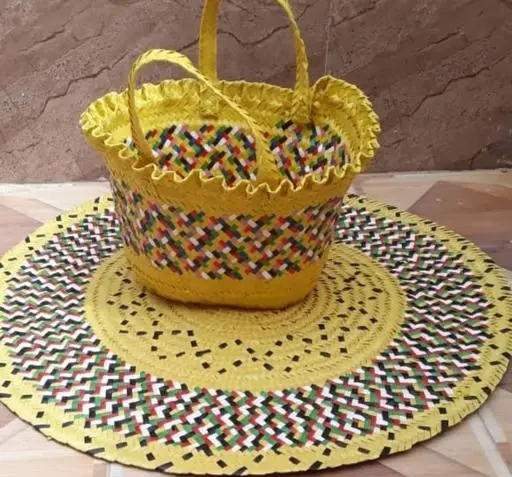 عکس سفره با تسمه پلاستیکی