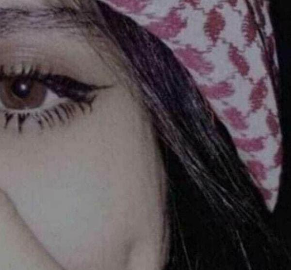 عکس تصویر زمینه دخترانه فیک