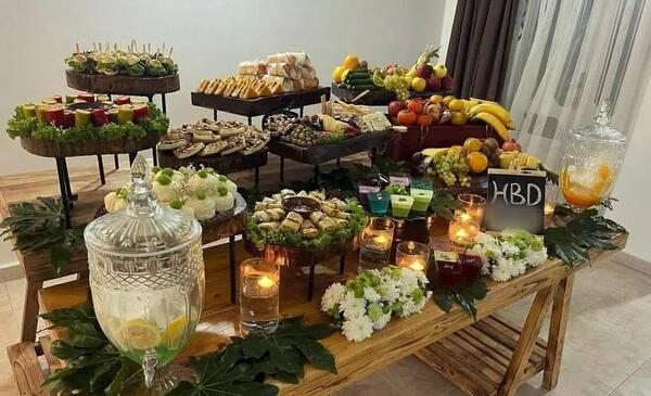 عکس دیزاین میز تولد