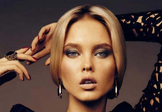 ژست عکس آرایشگری