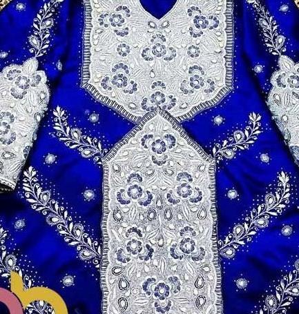 ژست عکس با لباس بلوچی مردانه