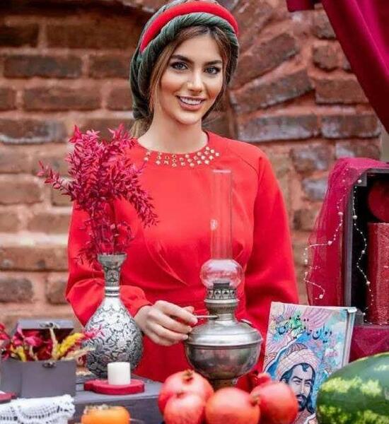 ژست عکس های یلدایی
